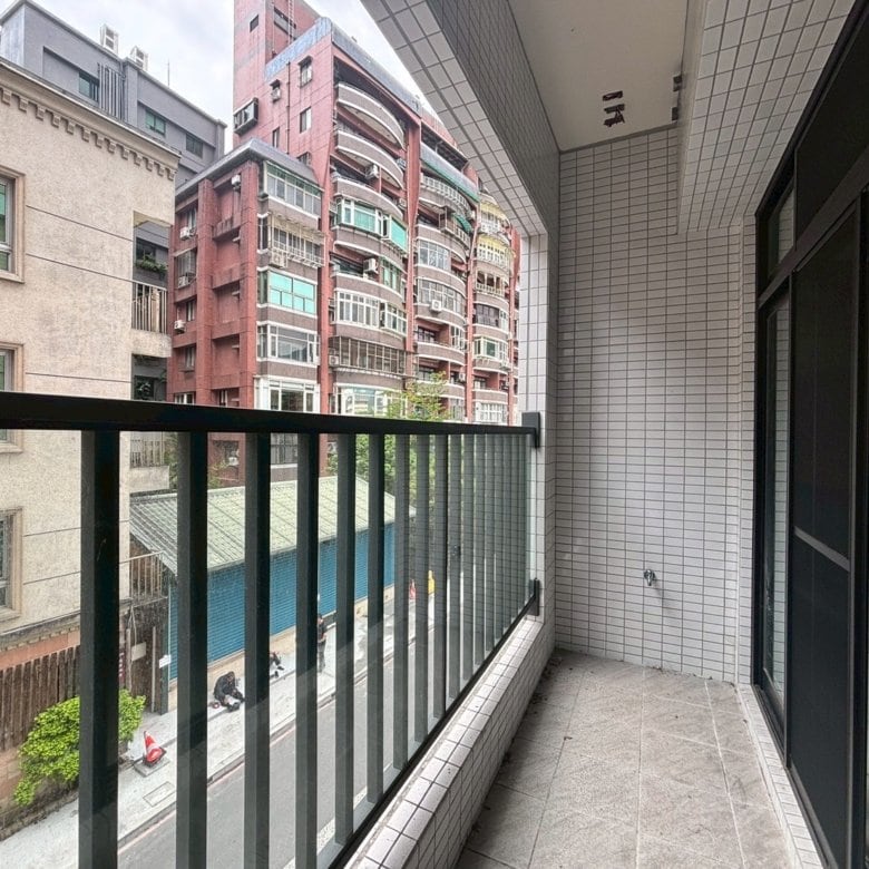 YG0117157 礁溪昂森晴市區機能全新電梯兩房溫泉宅 04