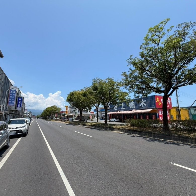 YG0152433 宜蘭市省道旁可收租會賺錢的黃金店面 03
